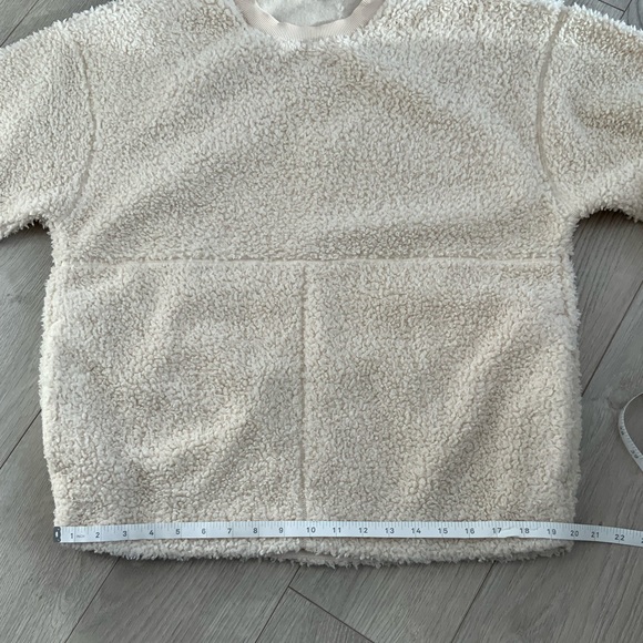 COS Sherpa Teddy Crew Sweater - Picture 6 of 9